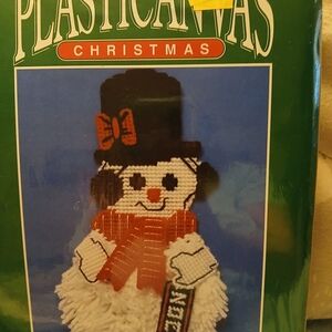 Vintage Bernat Plastic Canvas Kit SNOWMAN DOOR HANGER 1993 NIP